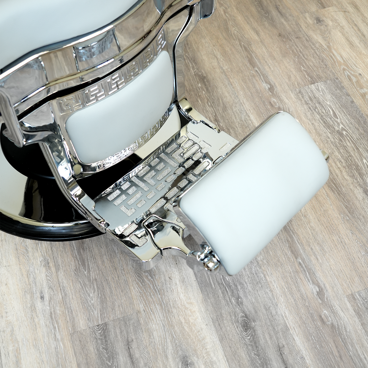 Santana Silver Barber Chair