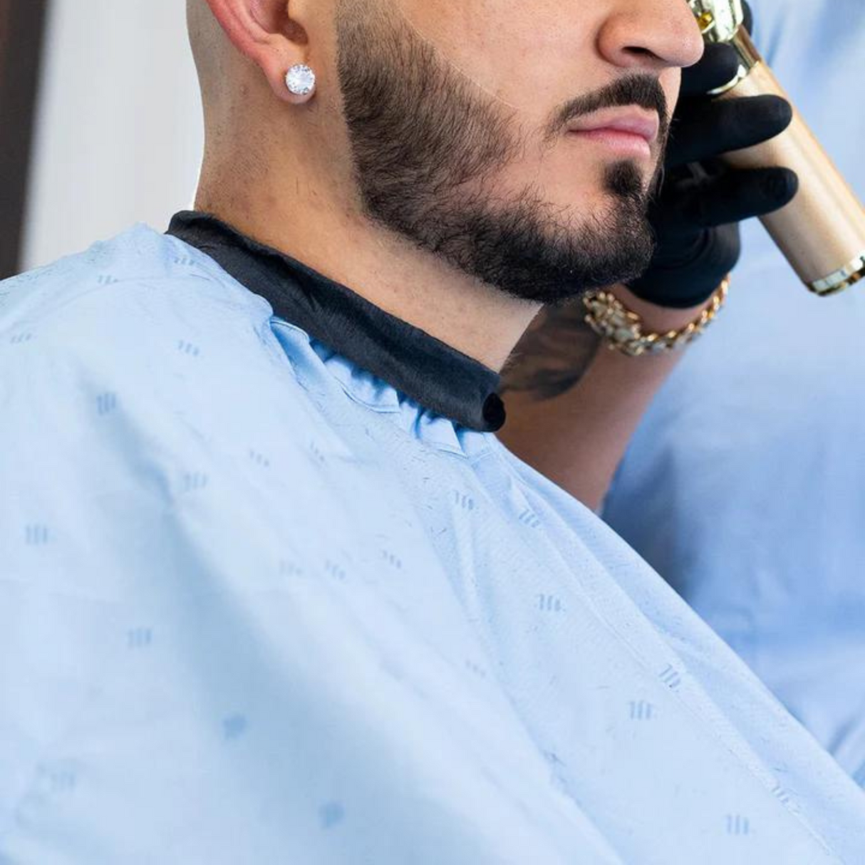 Barber Strong The Barber Shield Cape - Arctic Blue