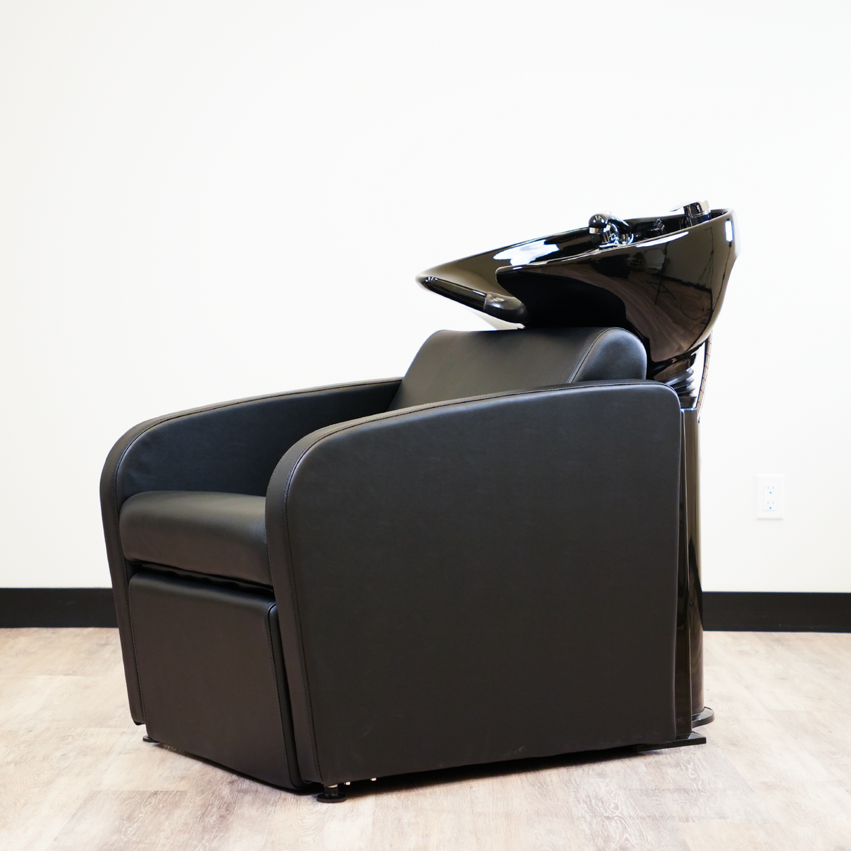 Stratos Shampoo Backwash Unit