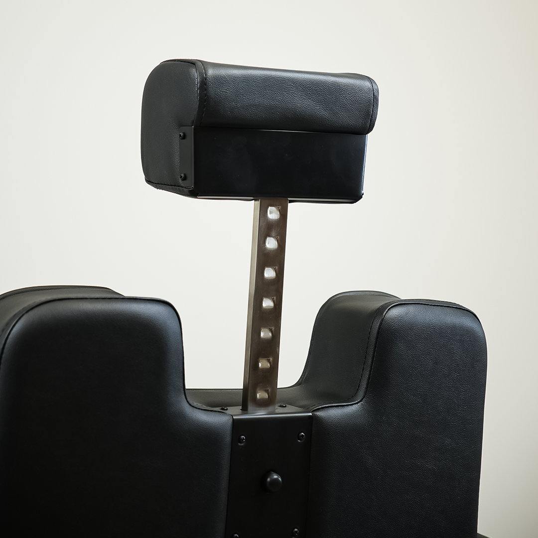 Cedrus Barber Chair - Black