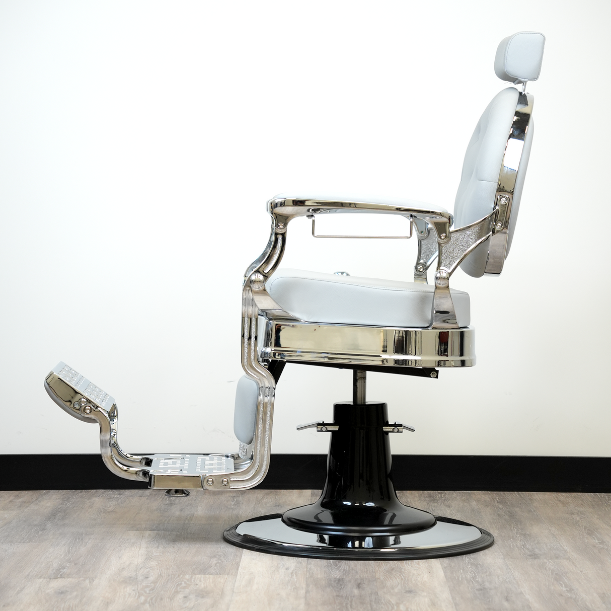 Santana Silver Barber Chair