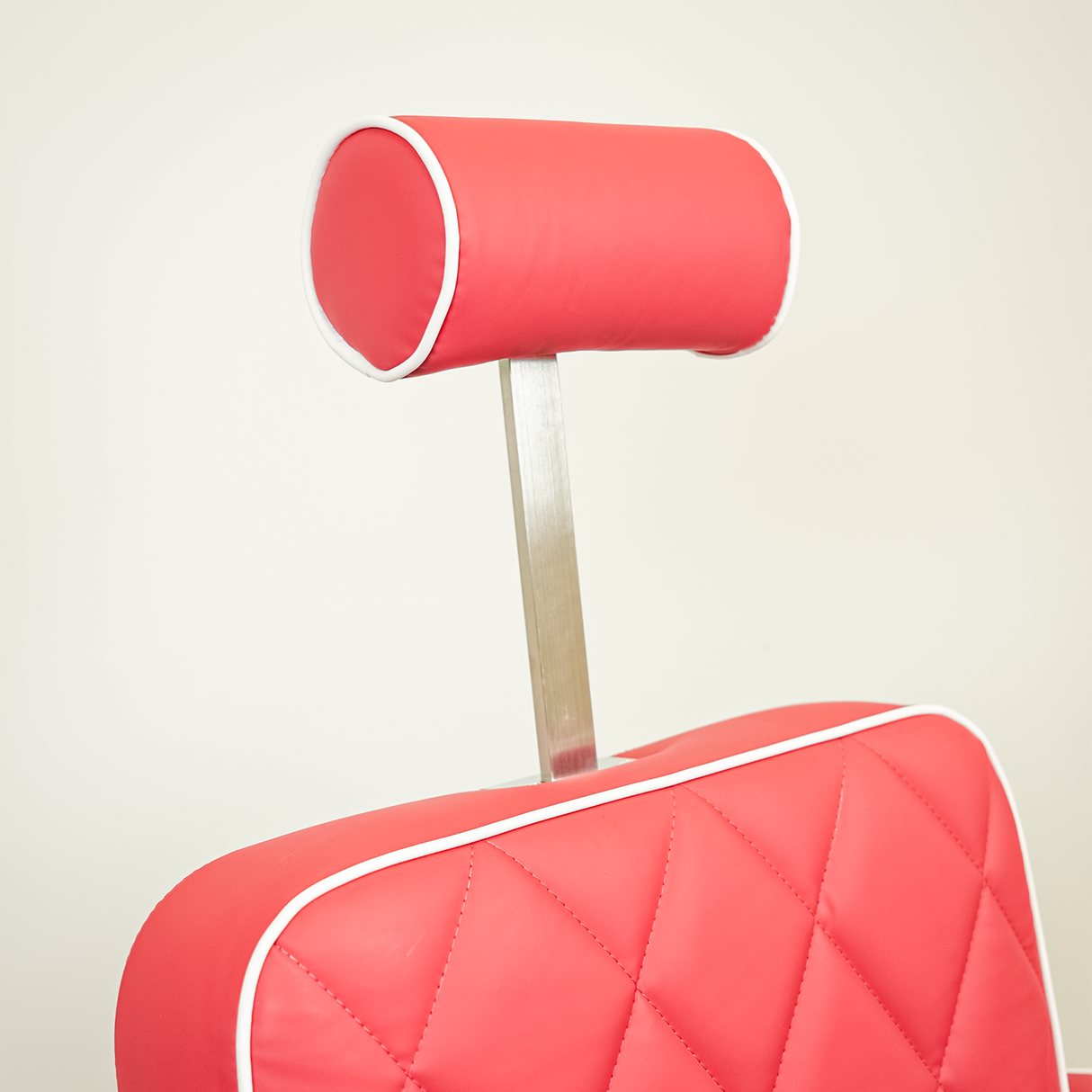 Bursa 2.0 Barber Chair - Red