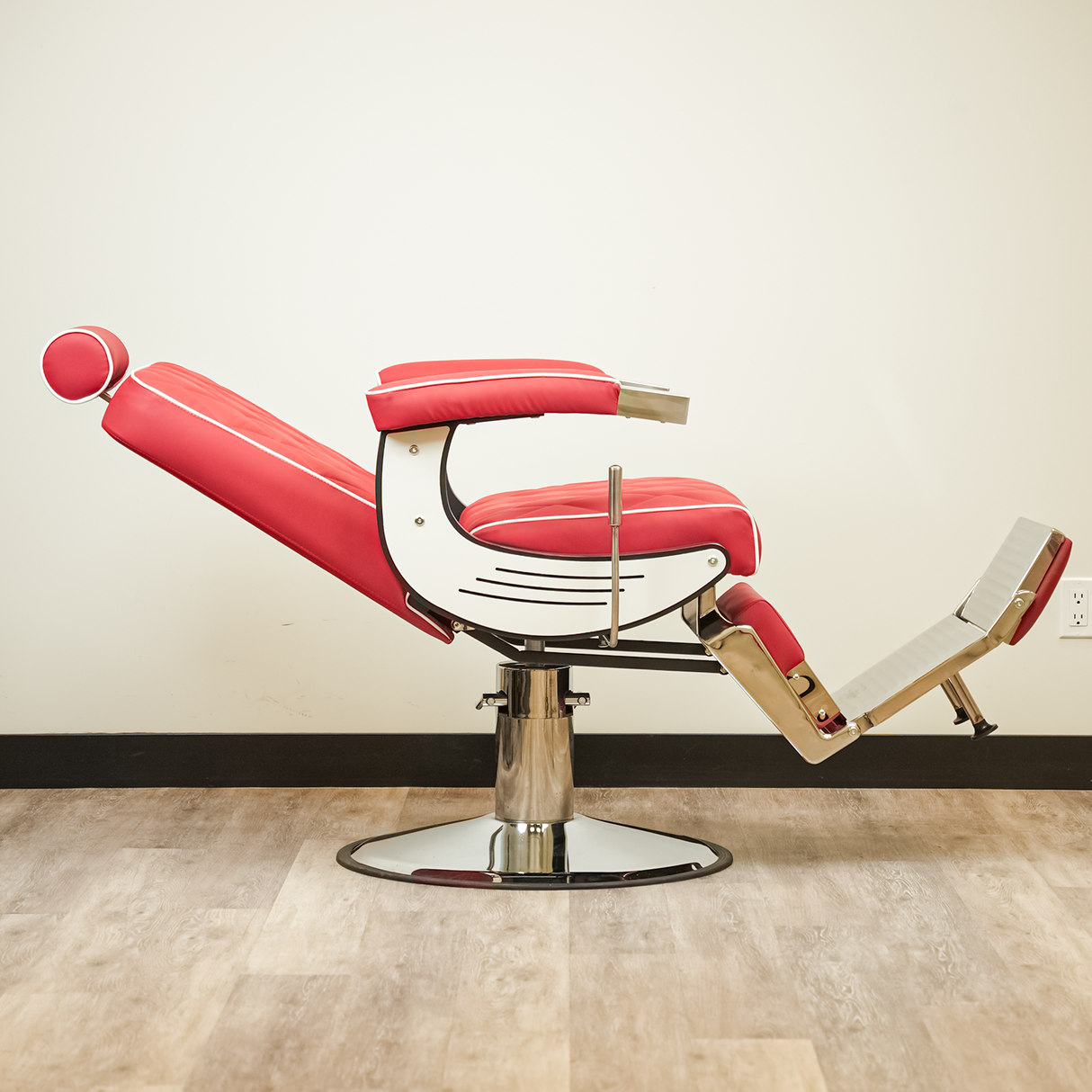 Bursa 2.0 Barber Chair - Red