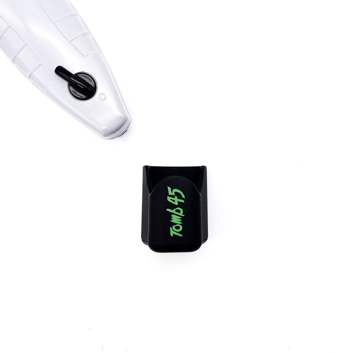 Tomb45 PowerClip - Andis Cordless T-Outliner/ GTX-EXO Wireless Charging Adapter