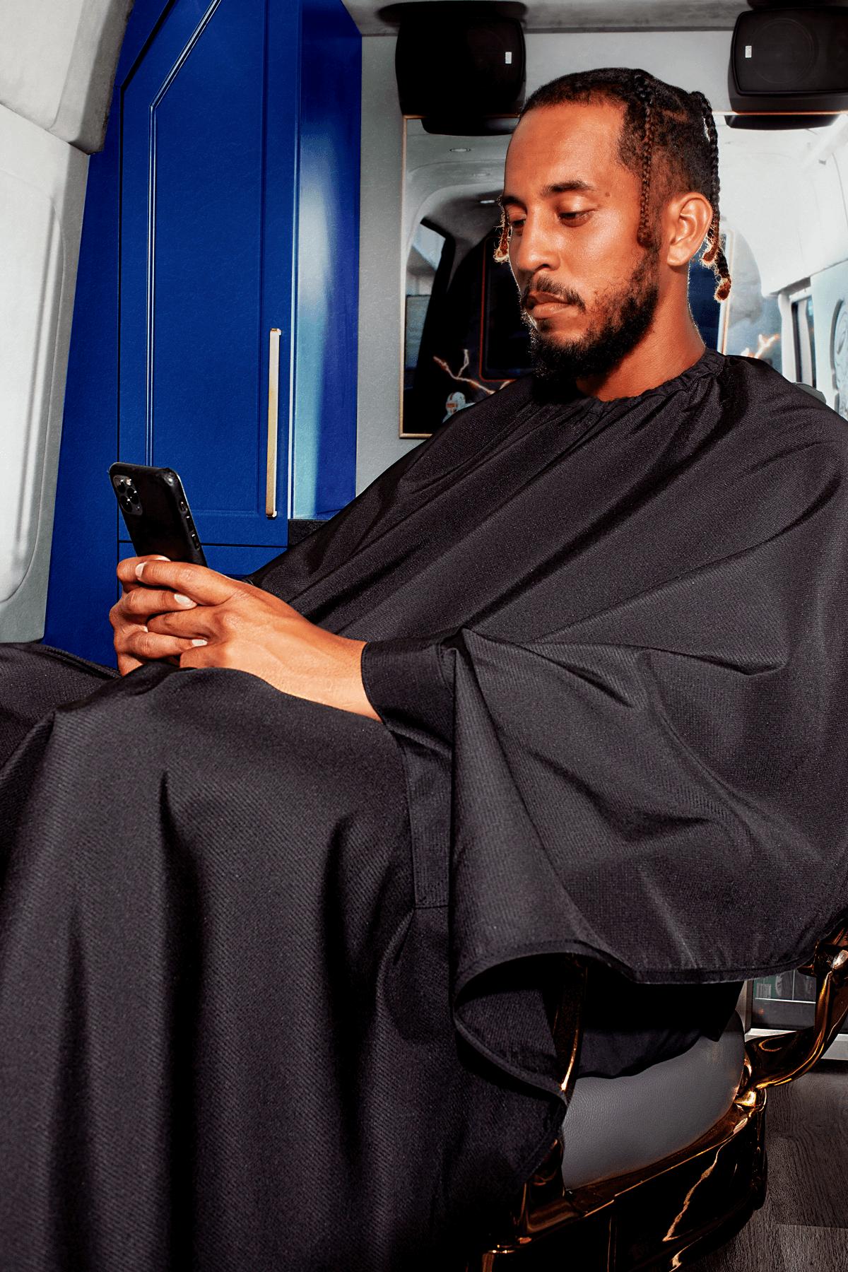 Barber Strong Hand Free Cape – Empire Barber Supply
